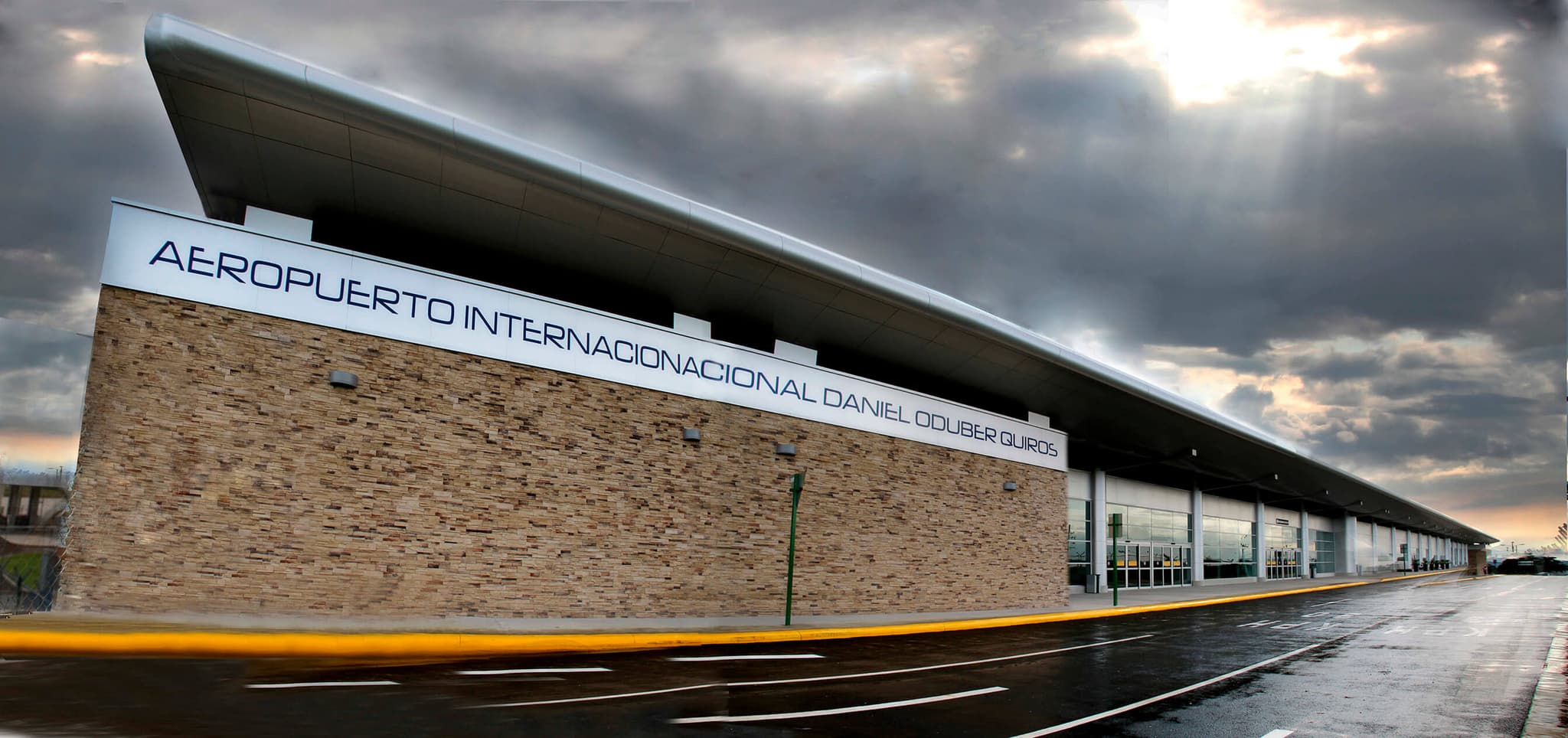 Landing at LIR: The Guanacaste Airport Guide and the 6 Routes Every Pacific Traveler Should Know